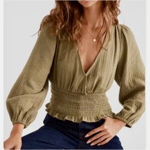 Madewell Julianne surplice long sleeve smocked top Olive Green puff sleeve light